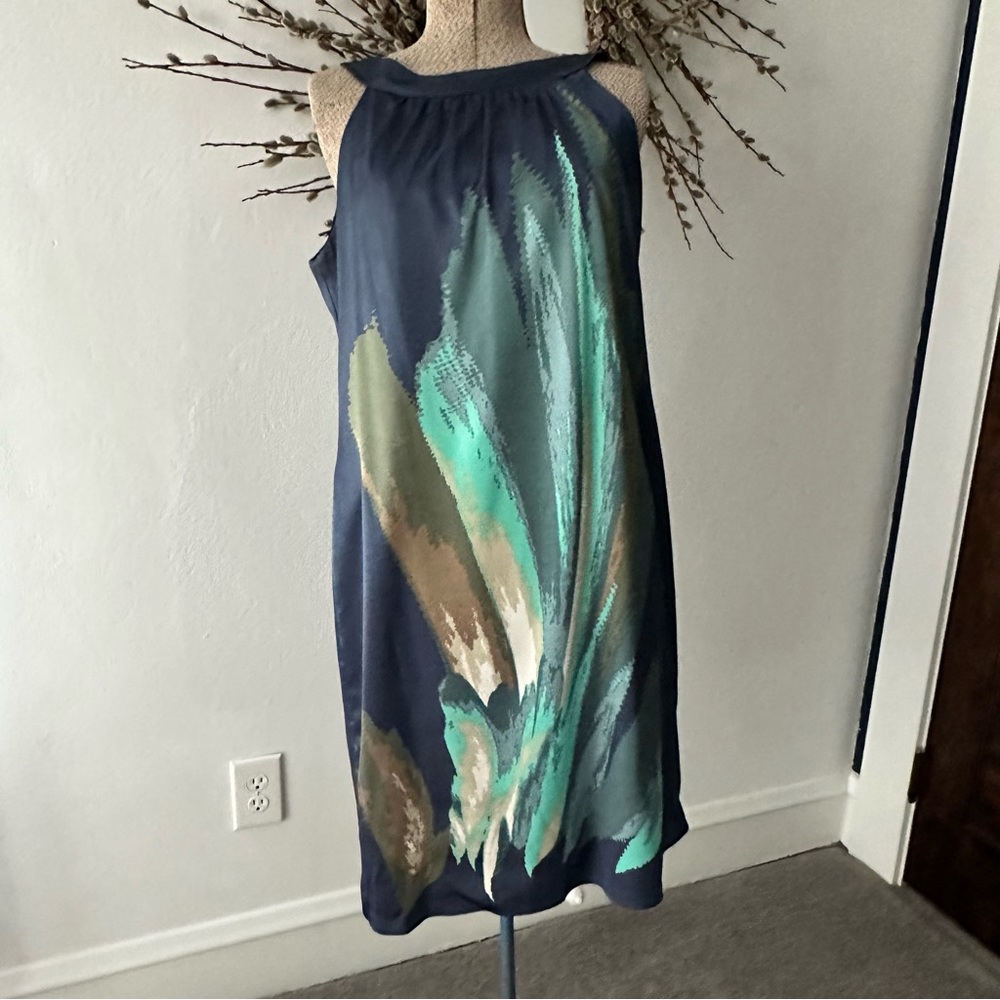 Taylor Brand Women's Navy Floral Silky Sleeveless Dress
